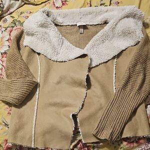 Knox Rose Tan Knit with Cream Shearling Accent